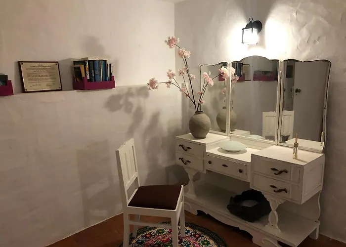 The Castle House - Unique Places Обидуш